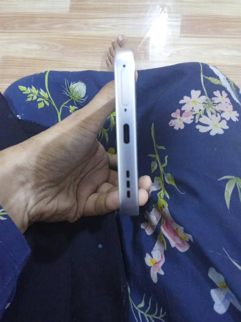 OPPO A6s Pro 5