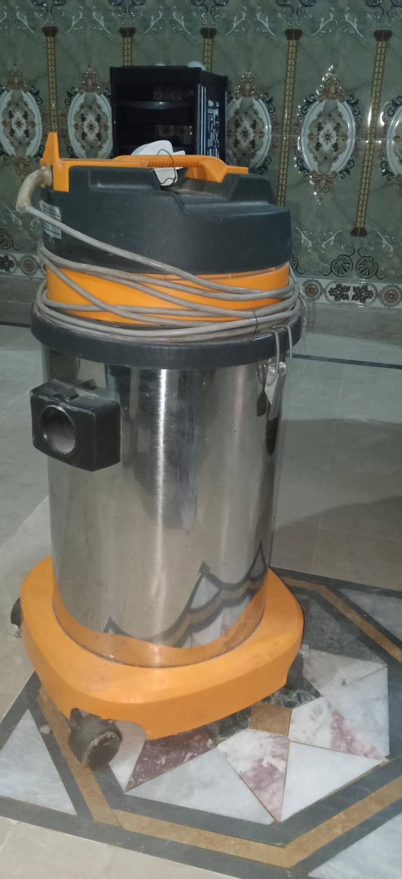 Vaccume cleaner 0
