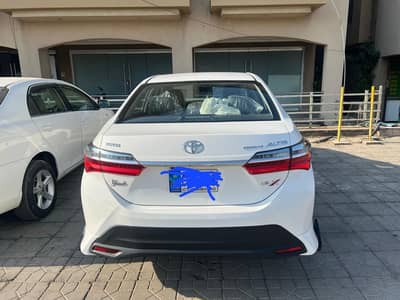 Toyota Corolla Altis grande 1.8 black interior