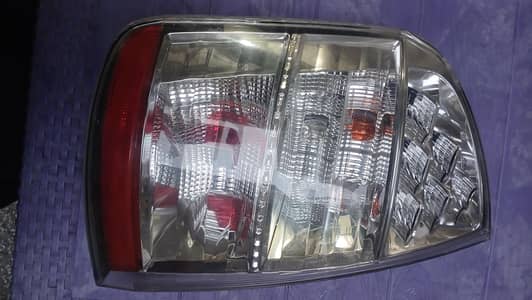 Toyota Prius 1.5 Left Side Original Light 100% Guaranteed