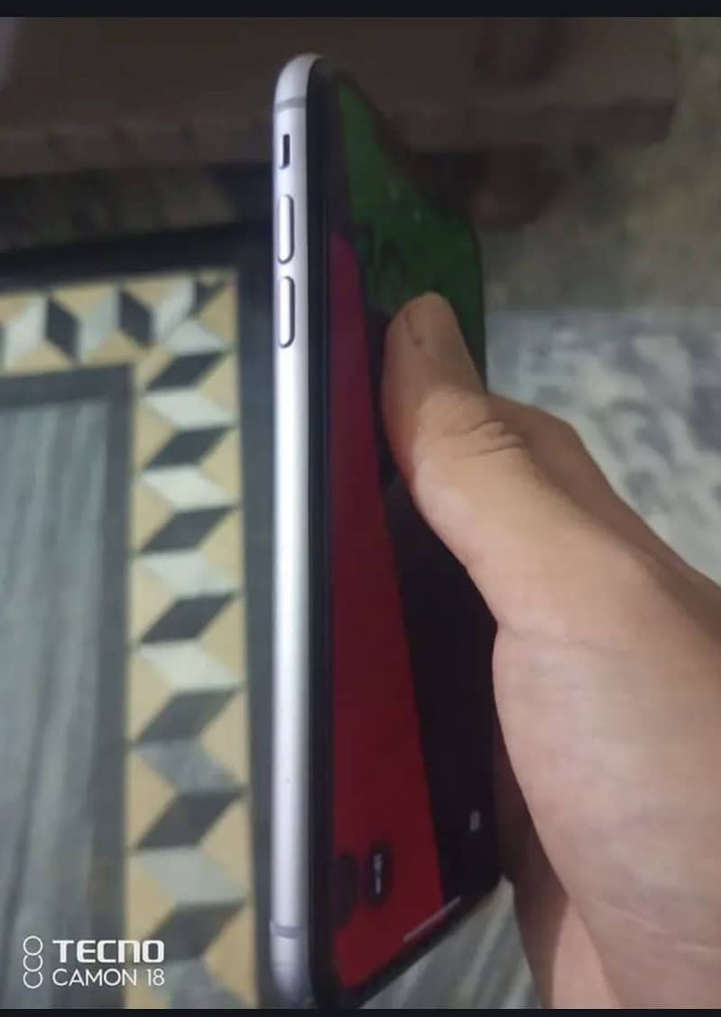 Apple iPhone 11 2