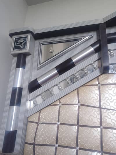 Luxury King Size Bed Set with Side Tables & Mattress