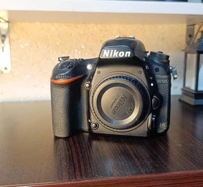 Nikon D750 Full Frame Body 10/10 Price Fixed