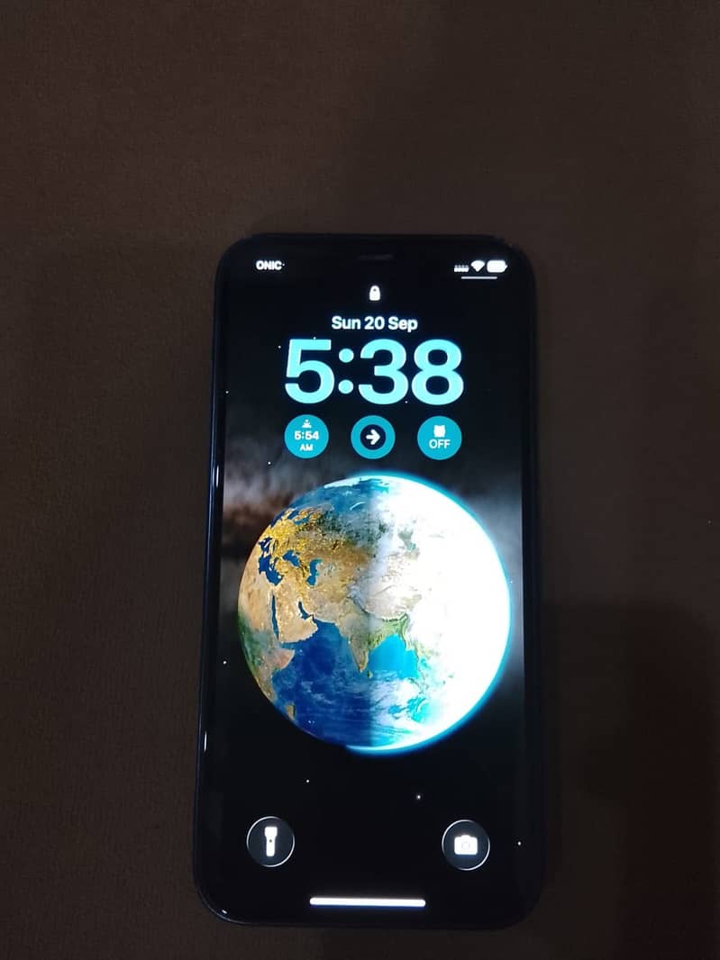 Apple iPhone 12 1