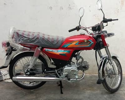 united 70 model 2027 km260 10/10 condition