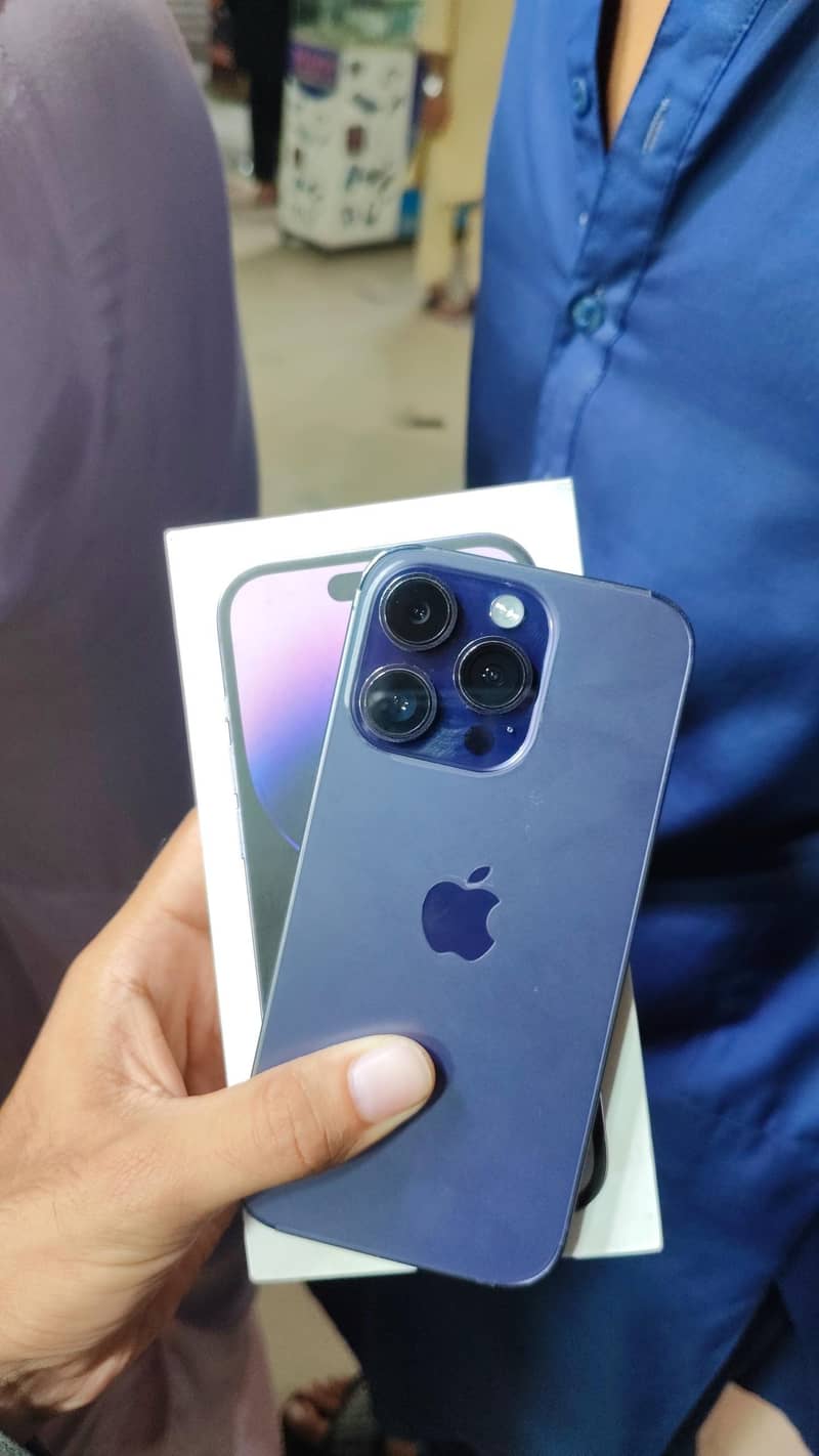 Apple iPhone 14 Pro 0