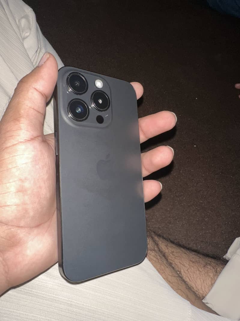 Apple iPhone 15 Pro 1
