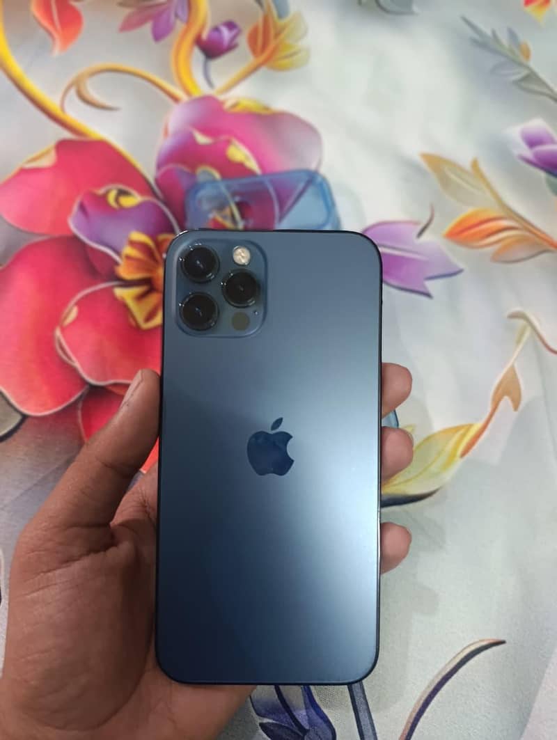 Apple iPhone 12 Pro 1