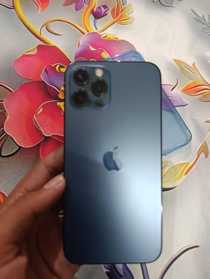 Apple iPhone 12 Pro 2