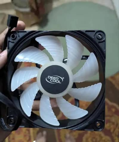 Deep cool rgb fan