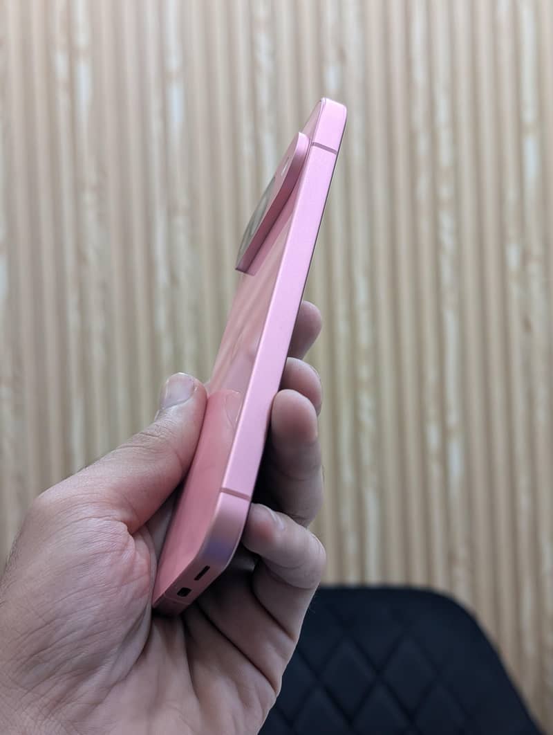 Google Pixel 9 5
