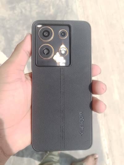 Infinix Note 30