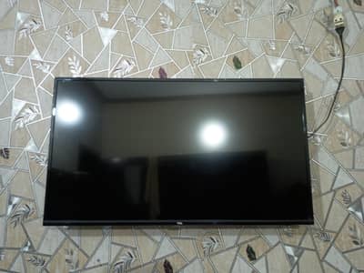 TCL L40D3000 4K