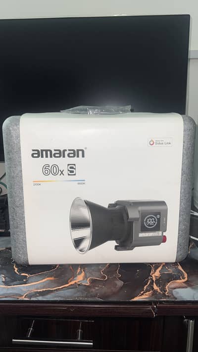 Amaran 60x S light with octa box and tripod