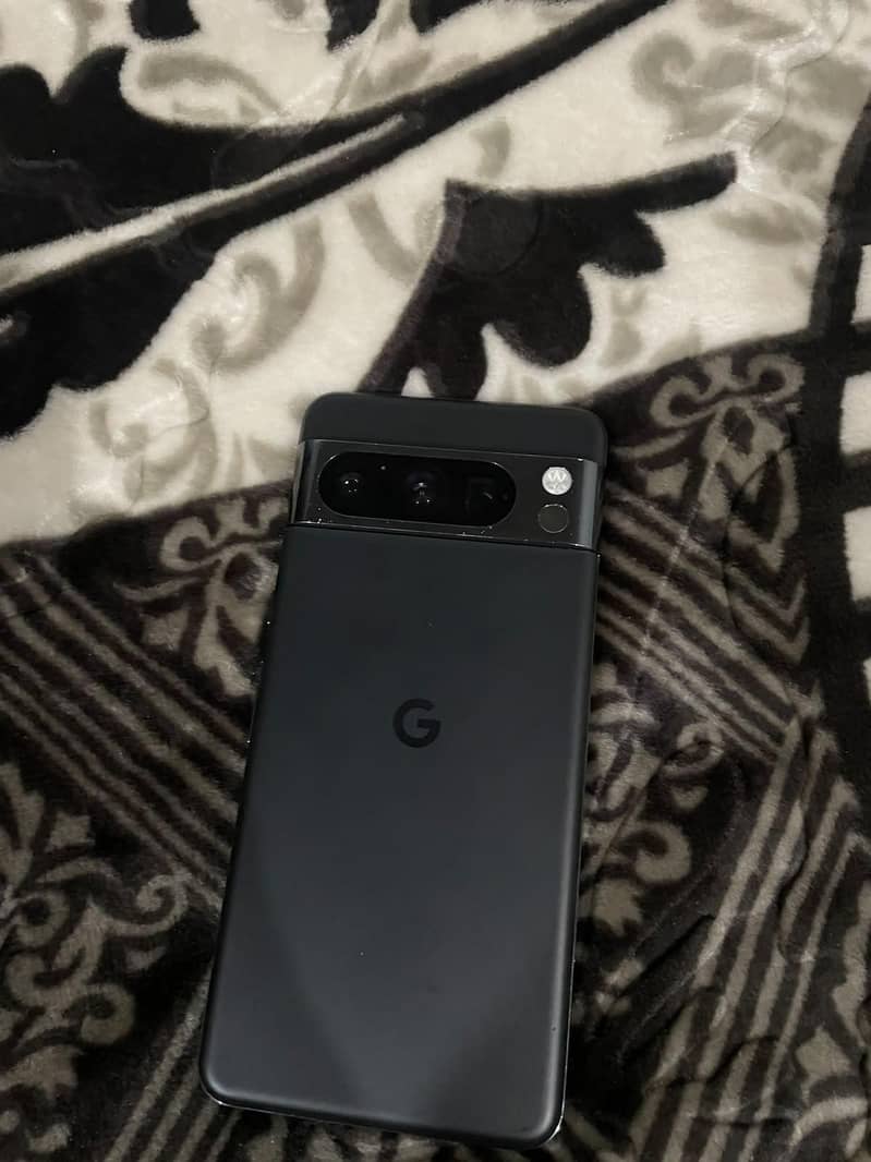 Google Pixel 8 Pro 0