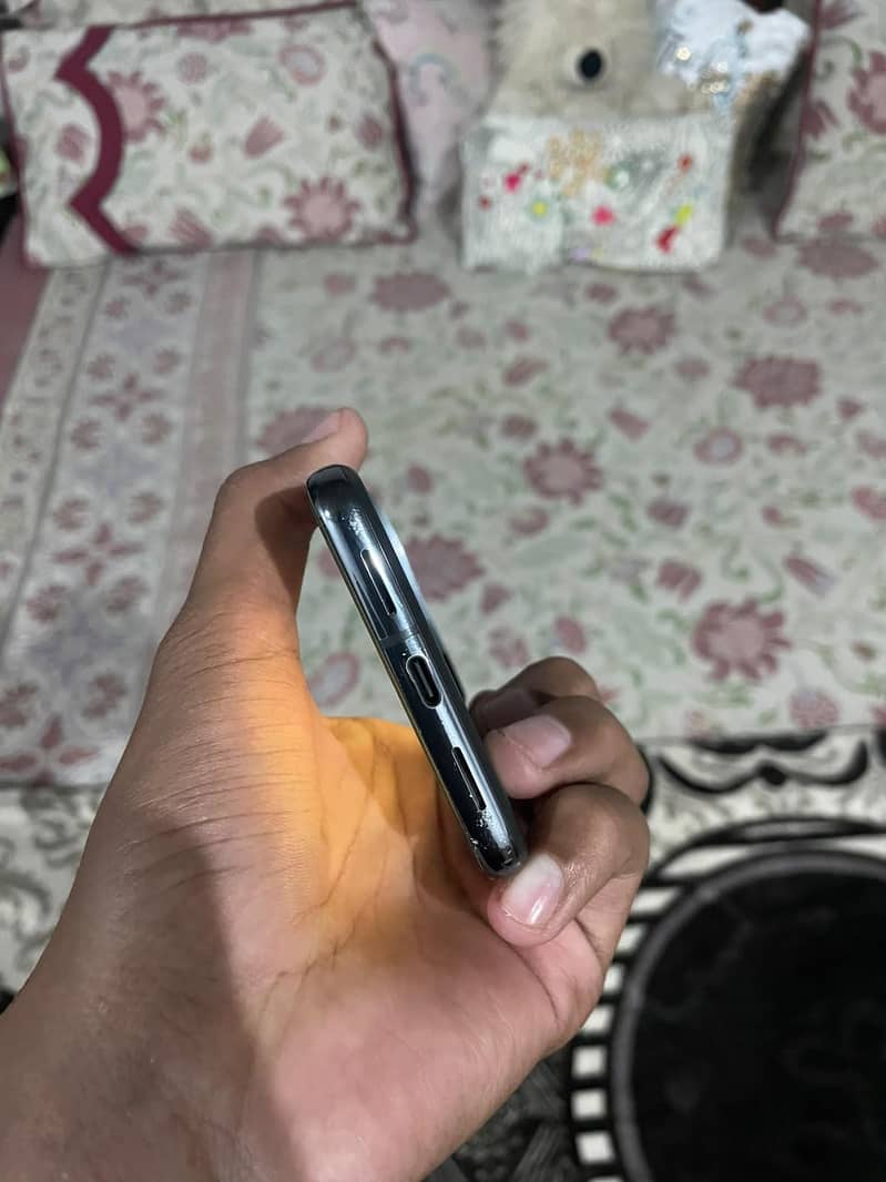 Google Pixel 8 Pro 3