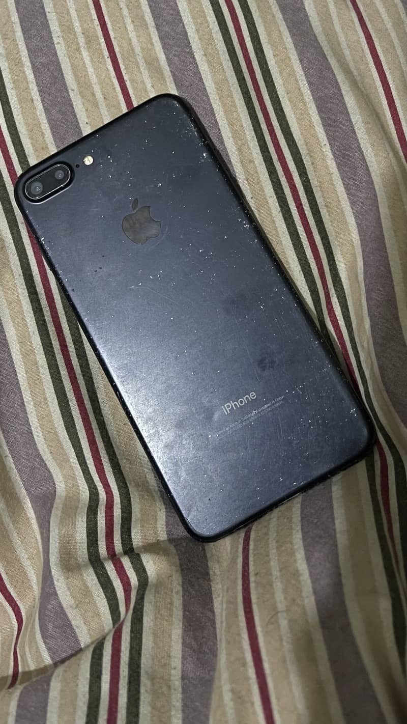 Apple iPhone 7 Plus 2