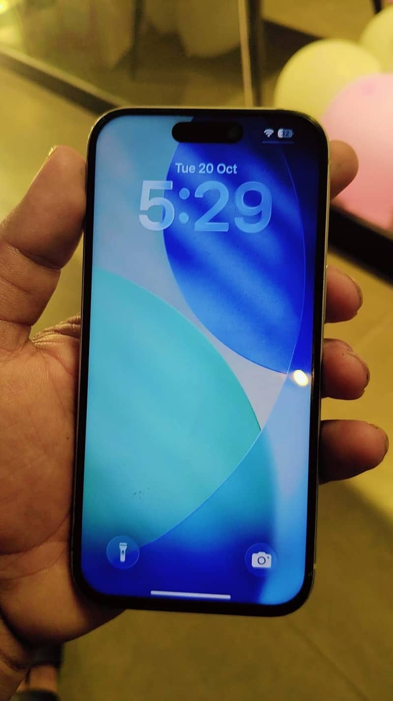 Apple iPhone 15 5