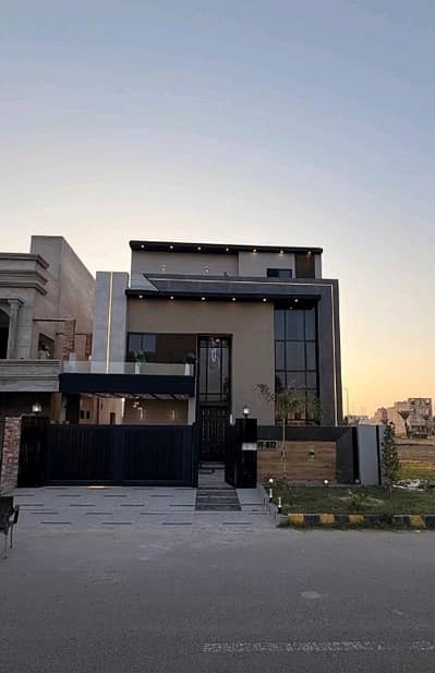 Unoccupied Facing Park House Of 10 Marla Is Available For sale In Citi Housing Society