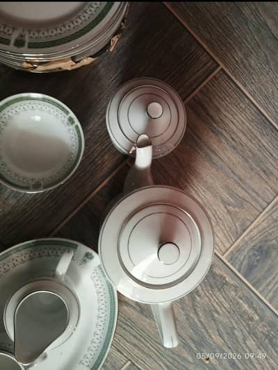 crockery china dinner set