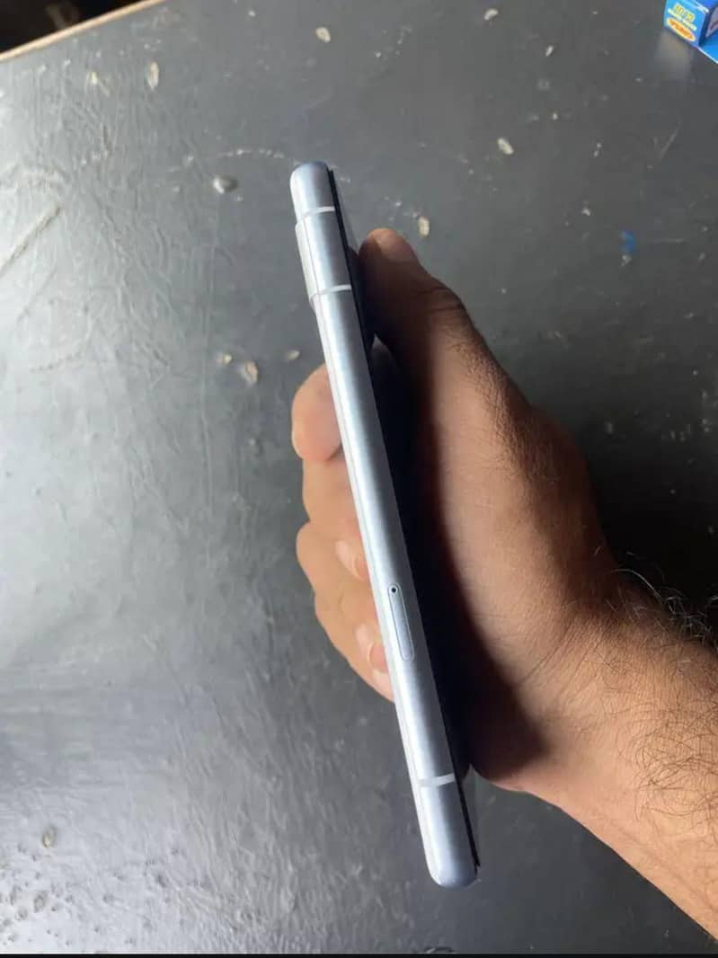 Google Pixel 7a 3