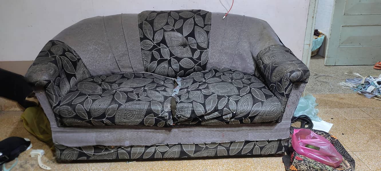7 seater sofa 0