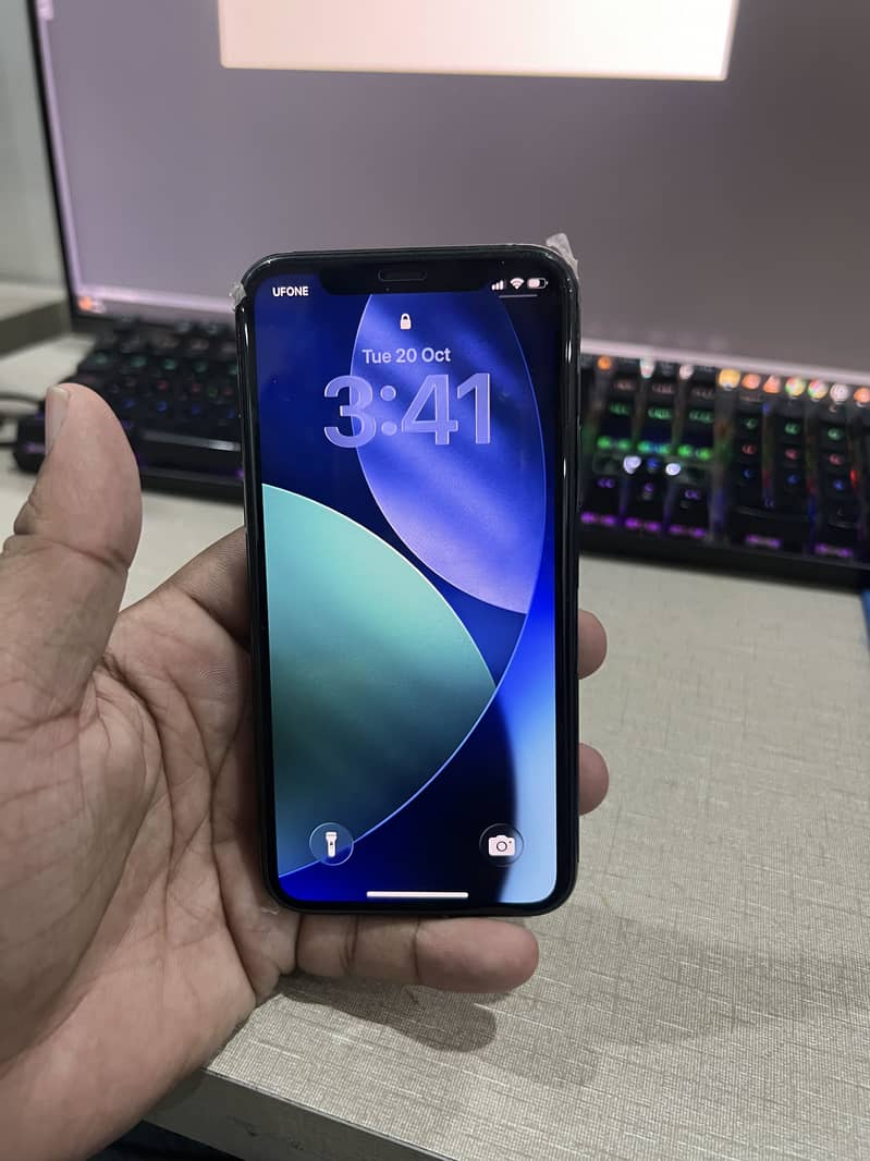 Apple iPhone 11 Pro 2