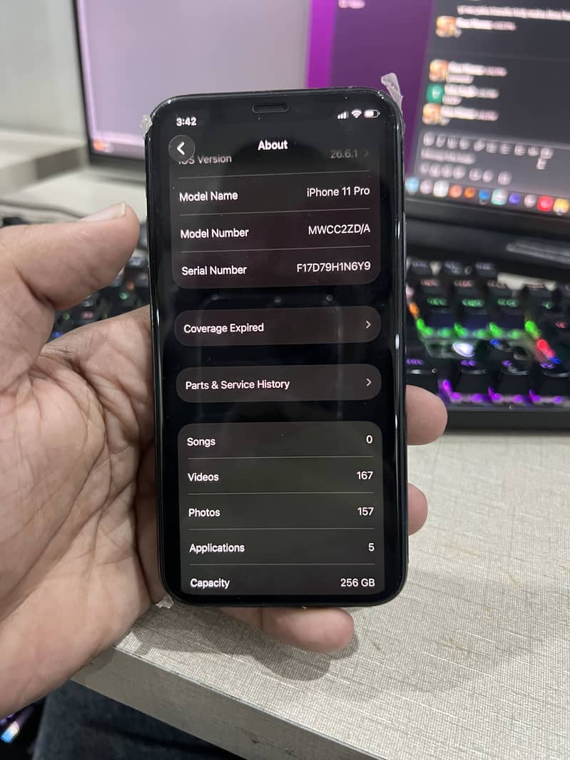 Apple iPhone 11 Pro 4