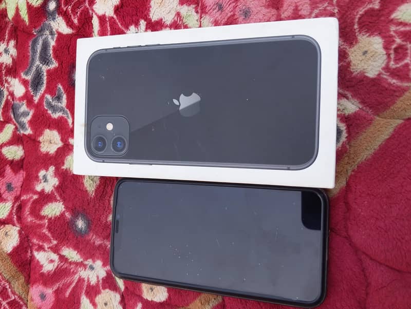 Apple iPhone 11 3