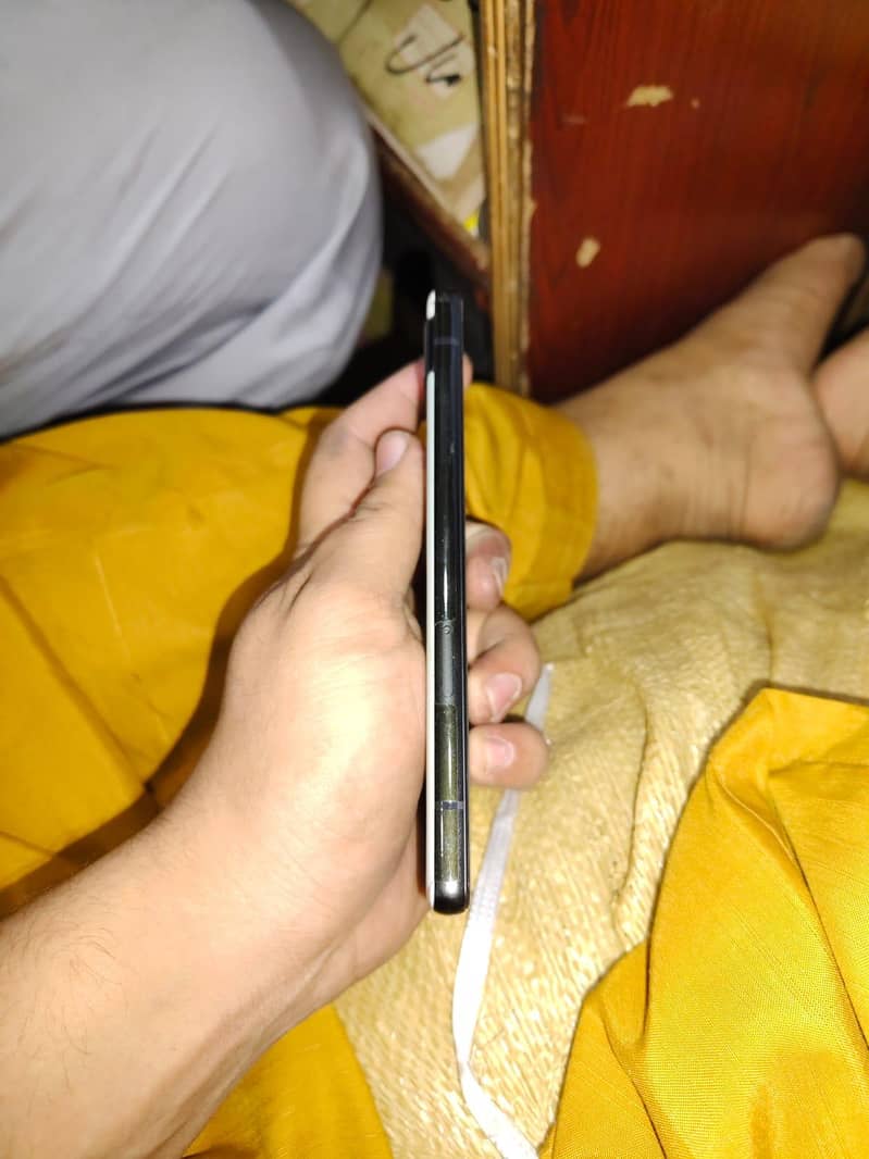 Google Pixel 6a 4