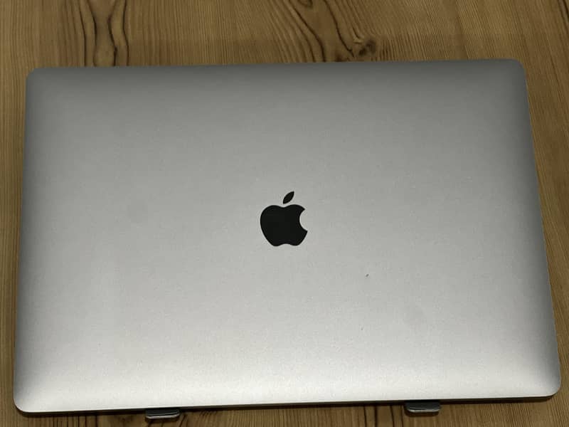 Macbook pro 2019 4