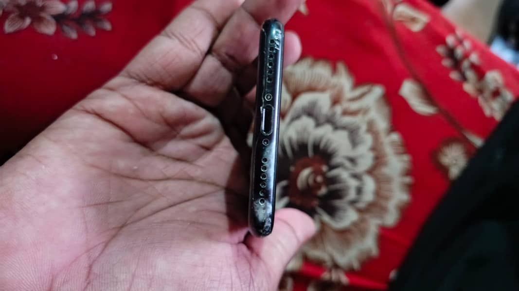Apple iPhone SE 3