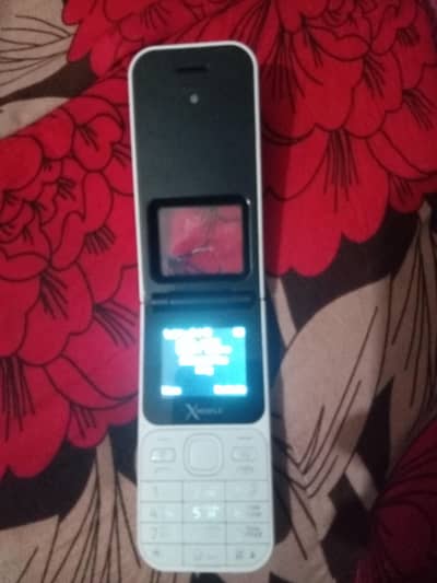 XMobile X Flip