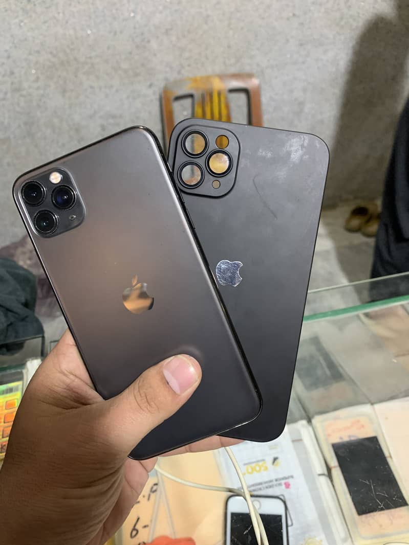 Apple iPhone 11 Pro Max 0