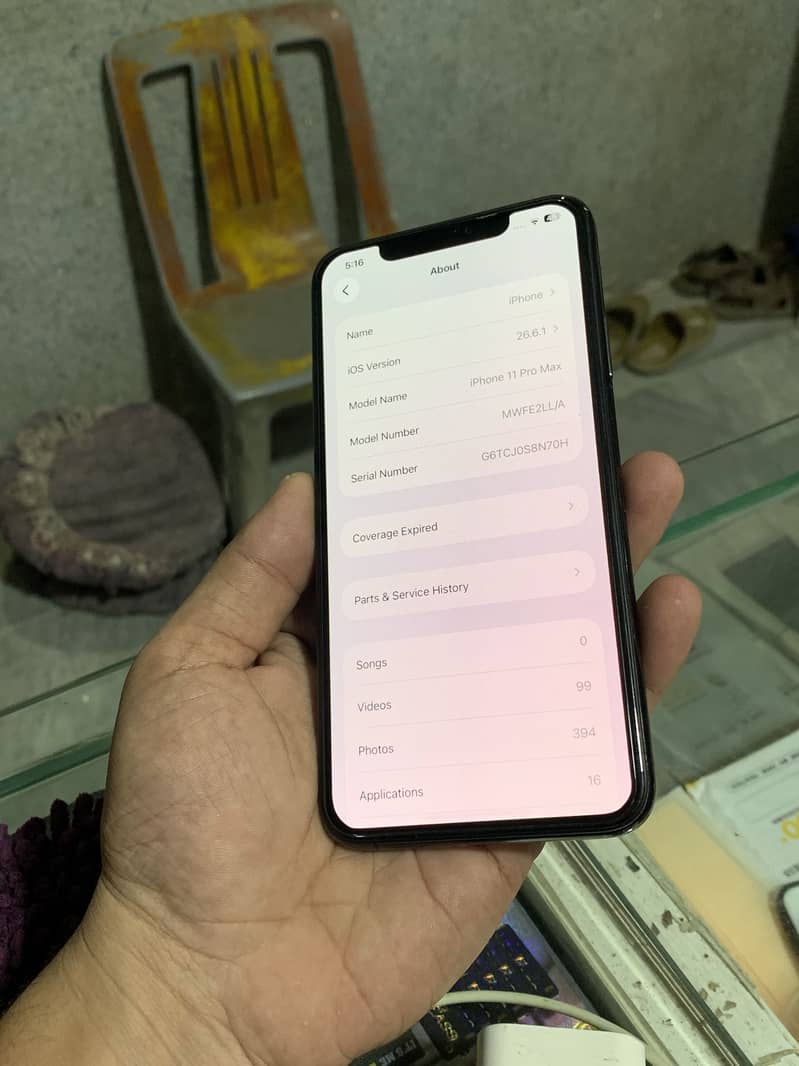Apple iPhone 11 Pro Max 8