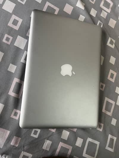 Mac Book Pro 2013 Model