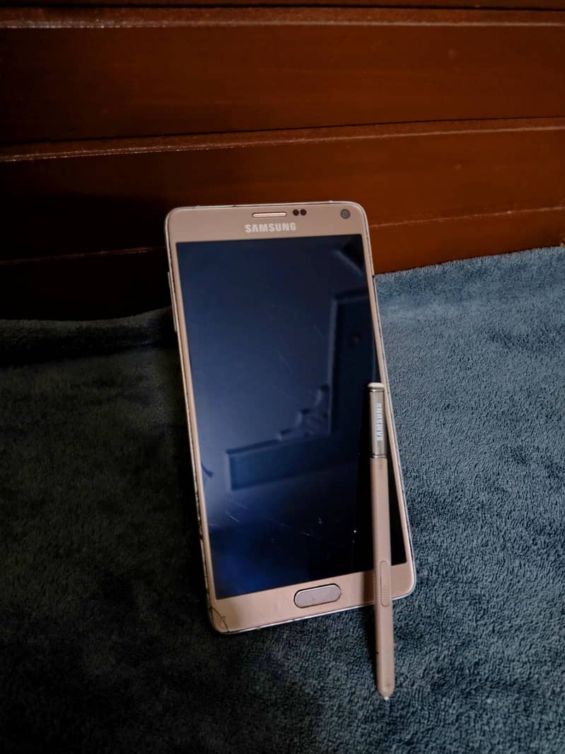 Samsung Mobile Note4 1