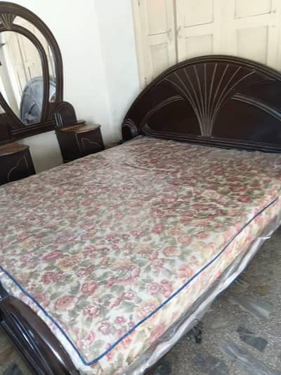 bed with 2 side tables