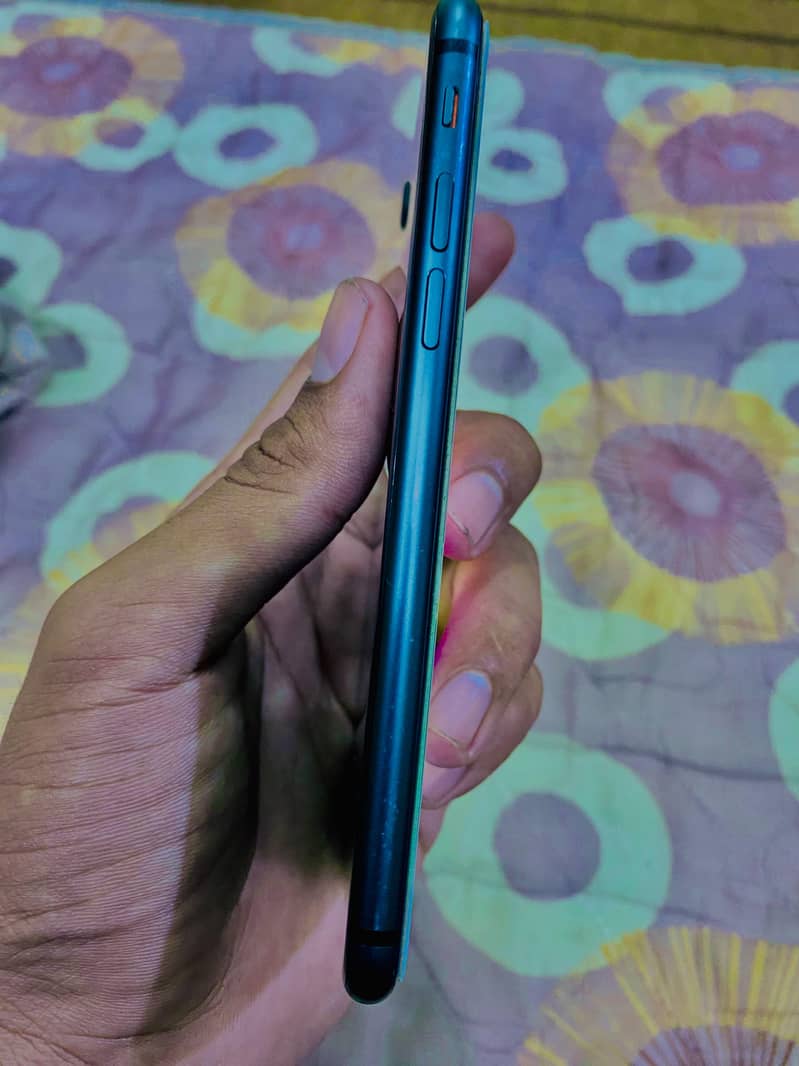 Apple iPhone 8 2