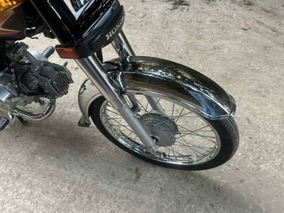 Selling my honda cd70