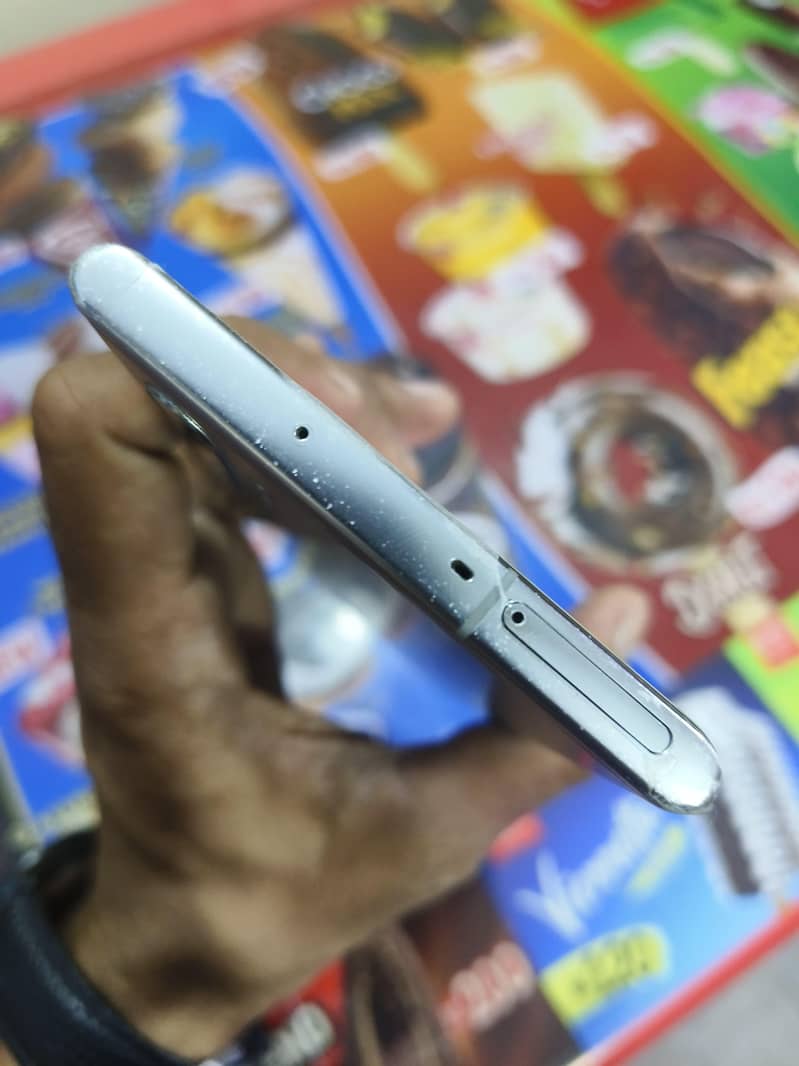 Samsung Mobile Note 10 Plus 7