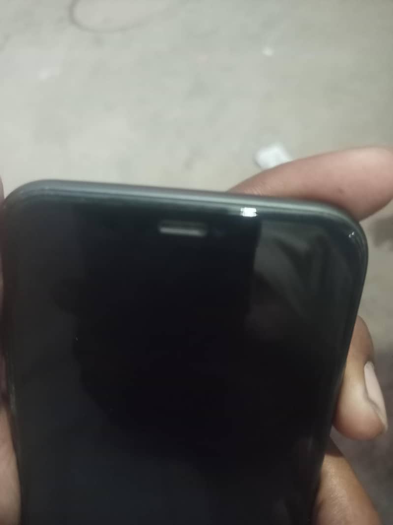 Apple iPhone 11 5