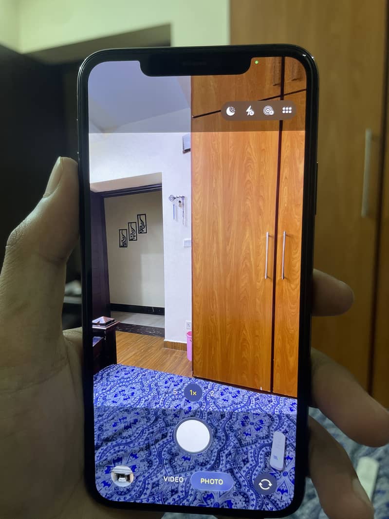 Apple iPhone 11 Pro Max 5
