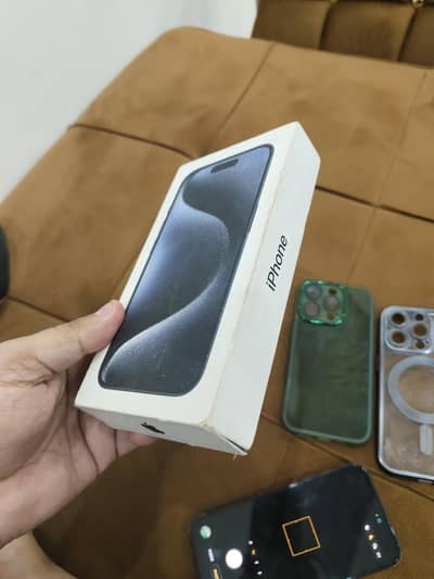 Apple iPhone 15 Pro back change jv, face & true tone perfect