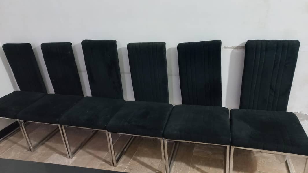 6 Seater Dining table 3