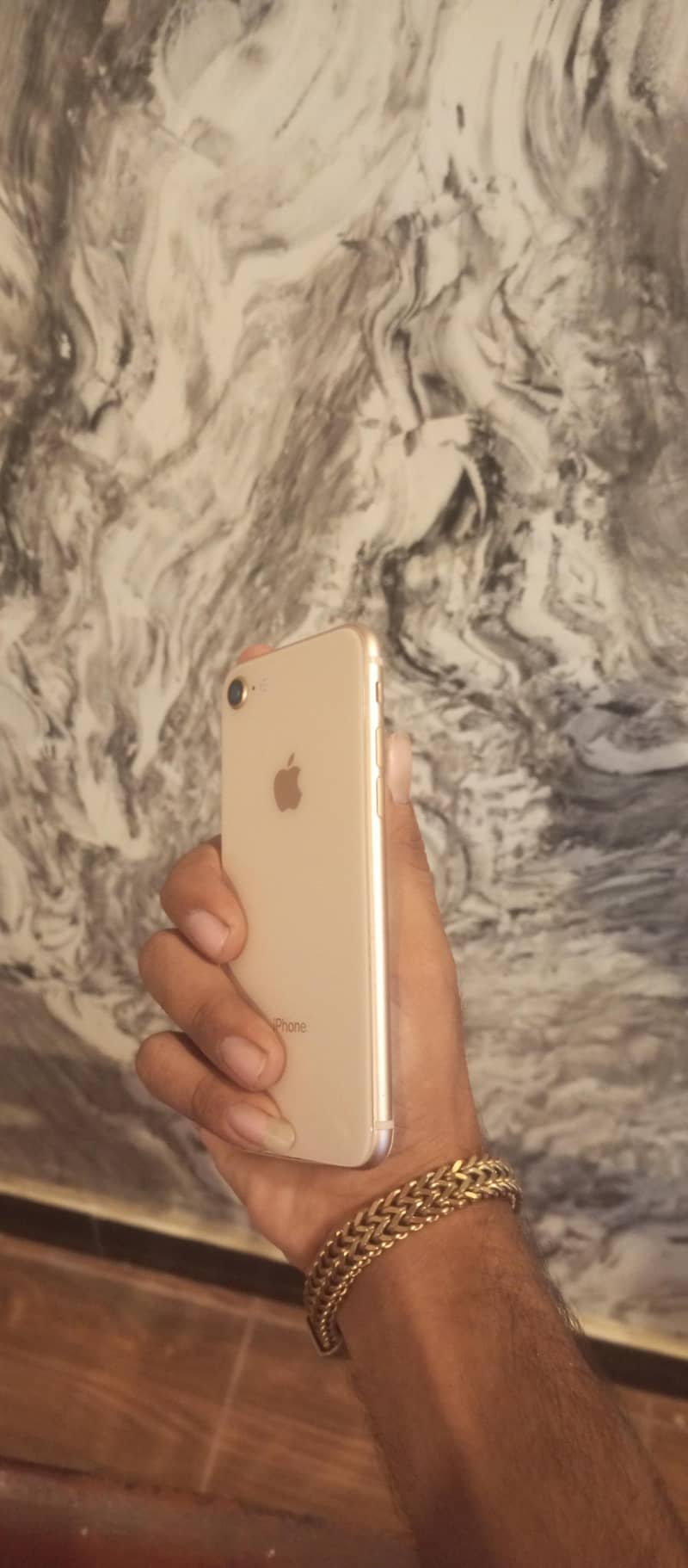 Apple iPhone 8 0