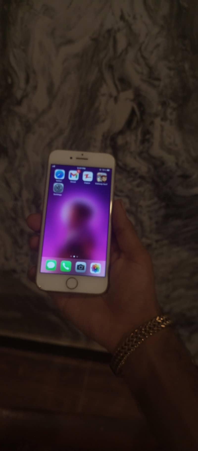Apple iPhone 8 1