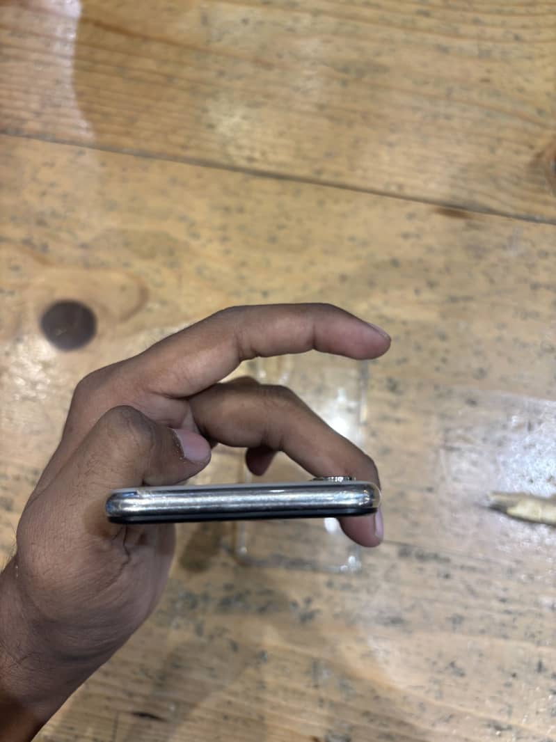 Apple iPhone X 2
