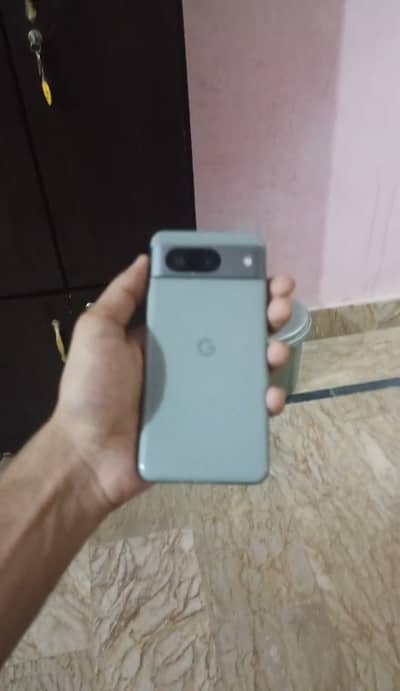 Google Pixel 8