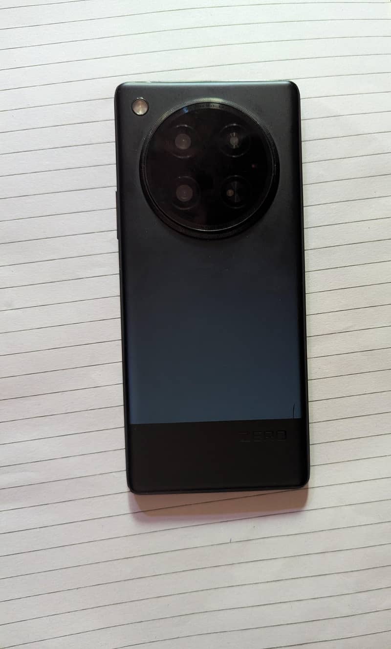 Infinix Zero 40 7